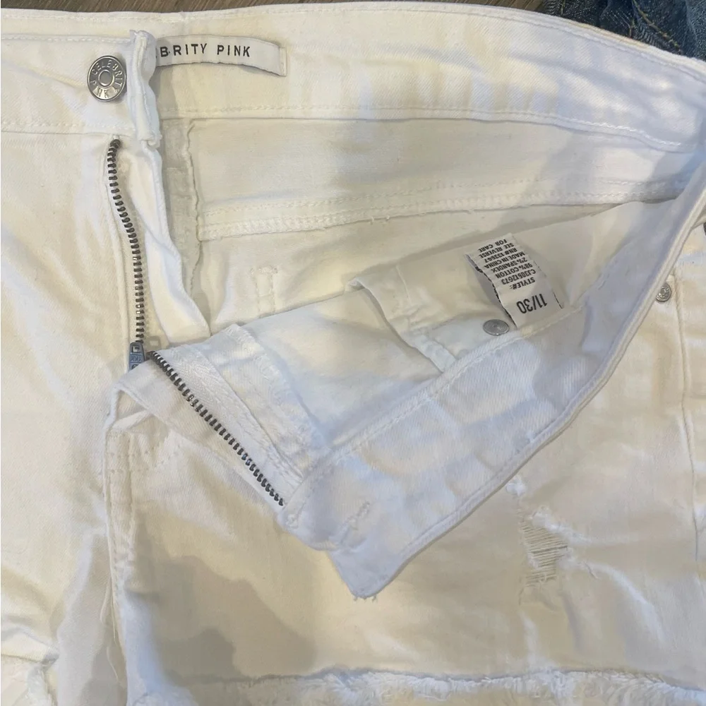 Bundle of 4 Shorts Size 11 - Picture 7 of 11